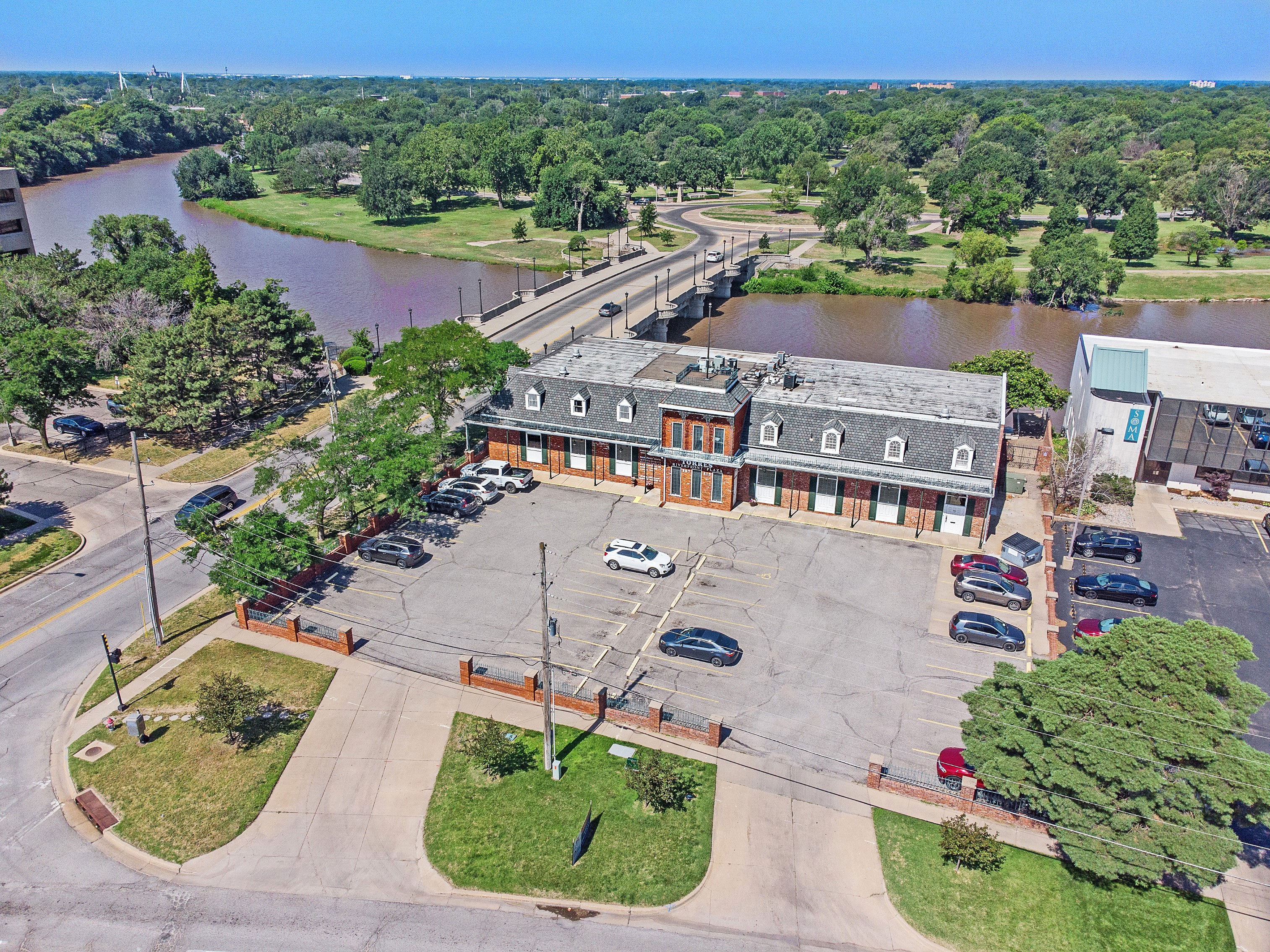 WACO RIVERFRONT PLAZA